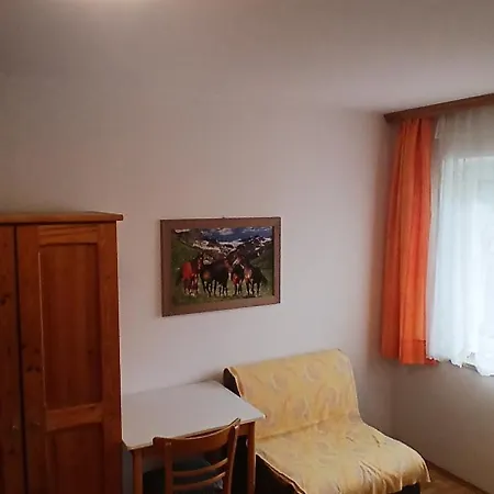 Δωμάτια σε οικογενειακή κατοικία Privatzimmer Wolfern